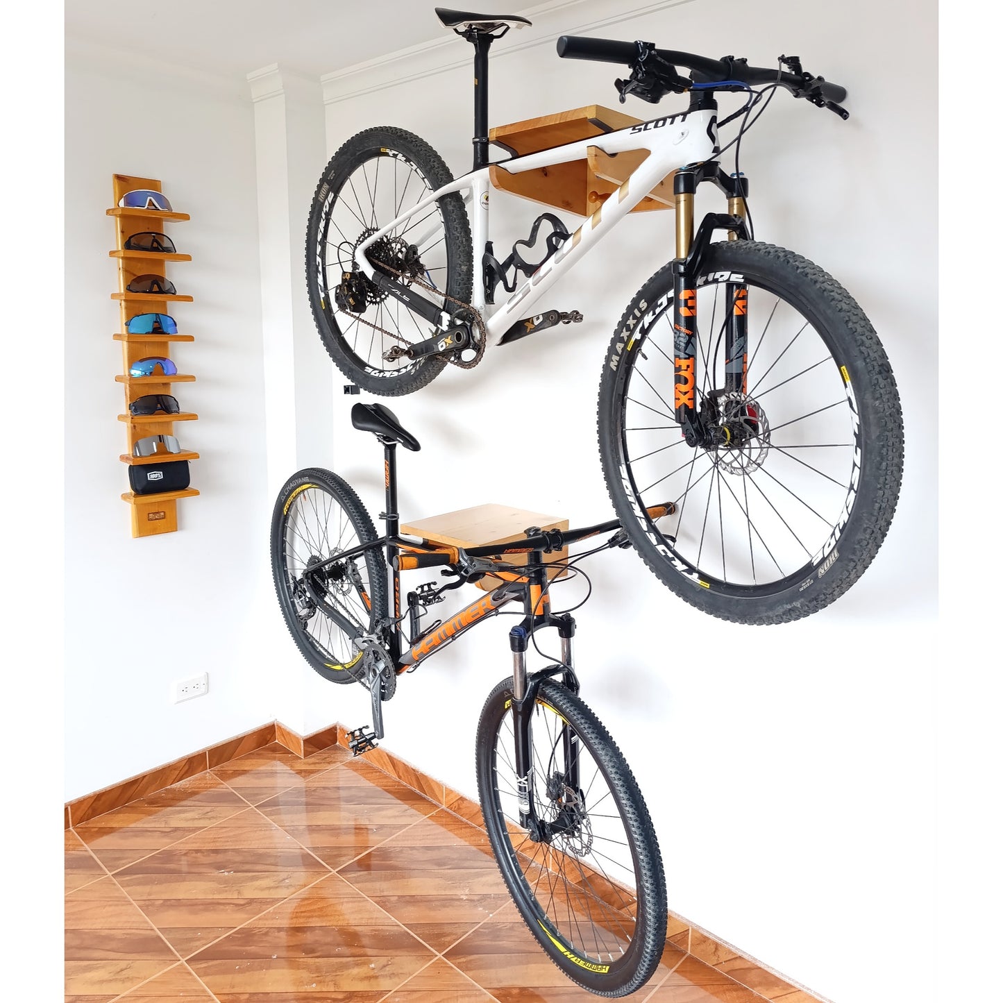 Soporte Premium Modelo PRO